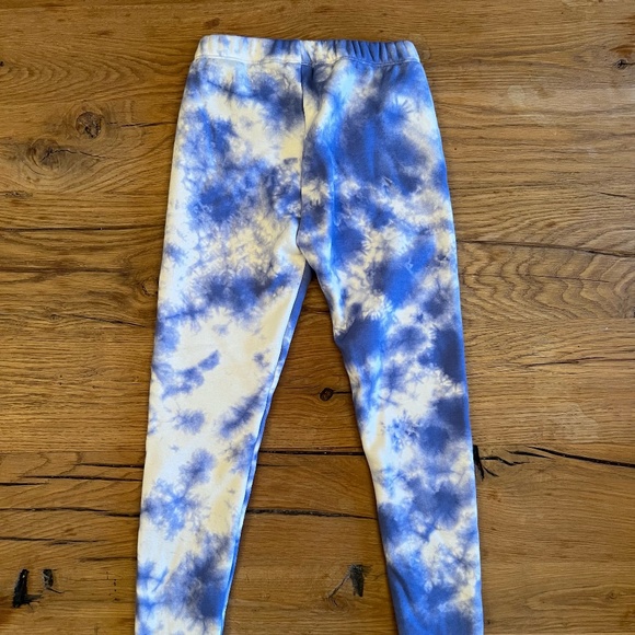 GAP. Size S (girls), NWOT fleece lined blue & white tie dye leggings. - Picture 4 of 6